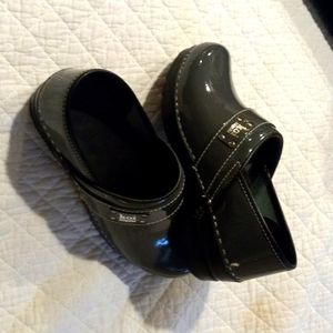KOI by Sanita. Lindsey Professional Women's Slip On Clogs. Size 39. US 8